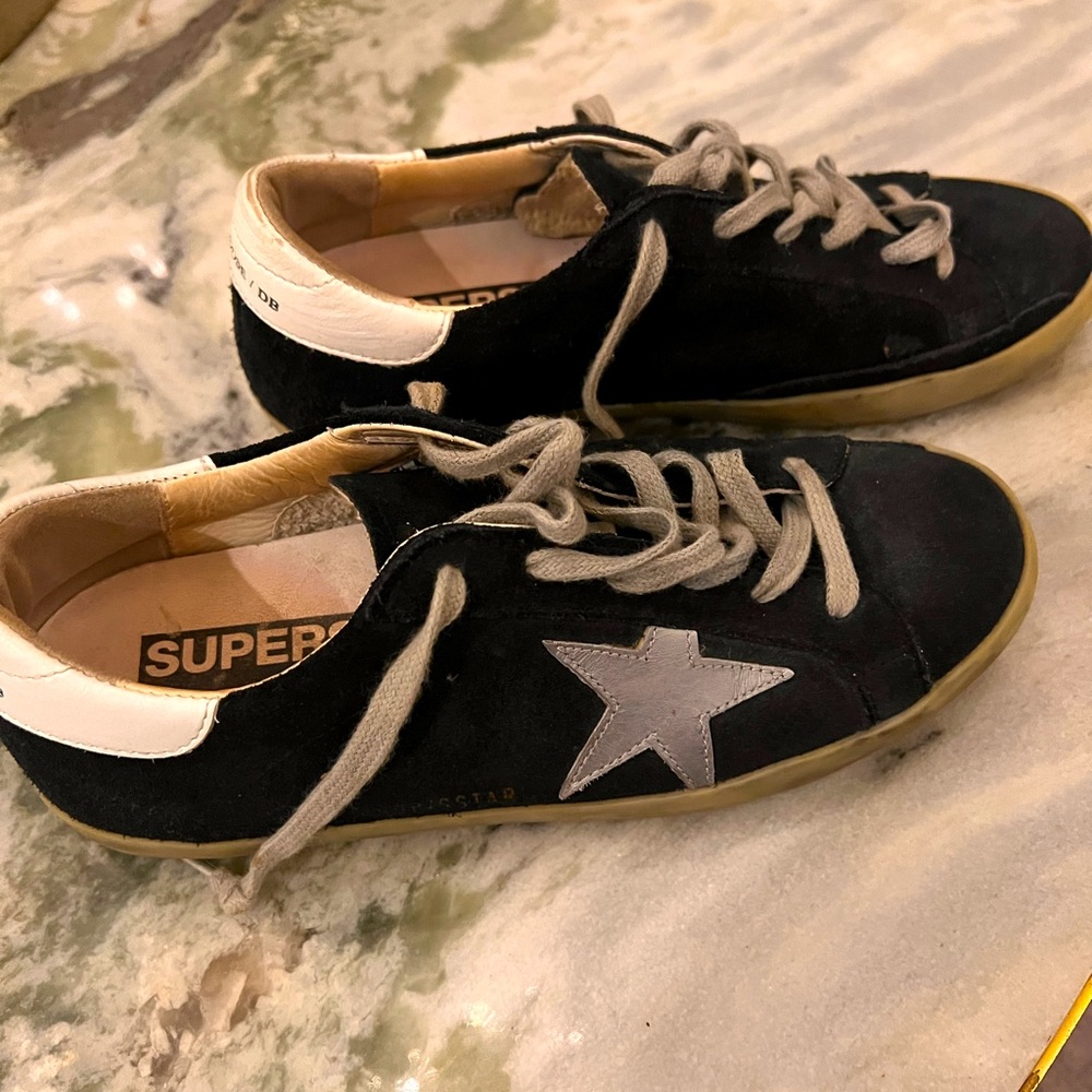 Golden Goose Superstars